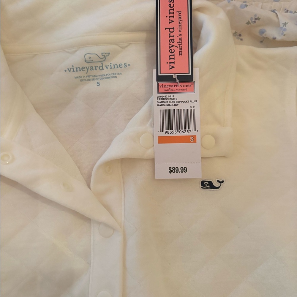 Vineyard Vines Diamond Quilted Pullover Top